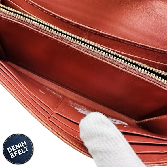 MIU MIU Vintage Camel Brown Leather Crocodile Embossed Clasp Long Wallet 🤎 - Picture 7 of 12